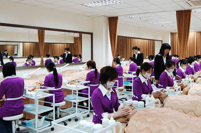 南昌新好代化妆美容美发培训学校 专业塑造美丽事业的摇篮